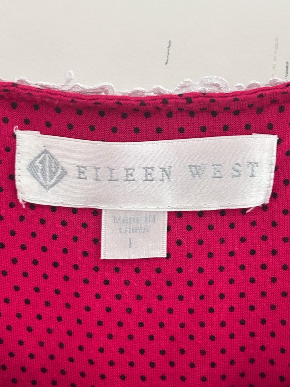 Eileen West Long Magenta Polka Dot Long Sleeve Nightgown Size Large - Picture 9 of 10